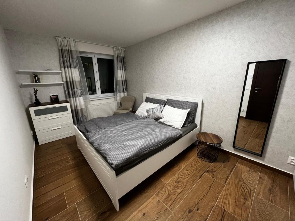 Apartman U Satoshiho Olomouc Exterior foto